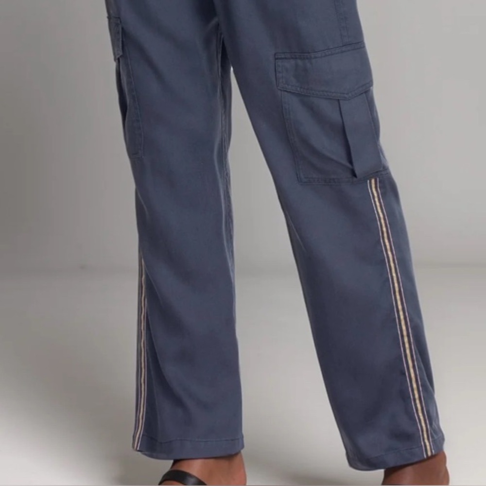Johnny Was Slate Blue Relaxed Cargo Lyocell Pants Small - Picture 3 of 10